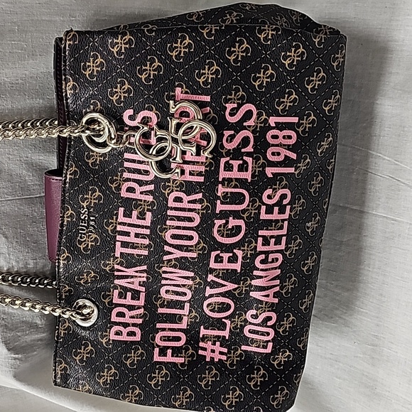 NWOT GUESS MIA BREAK THE RULES CARYALL BAG - Picture 1 of 6